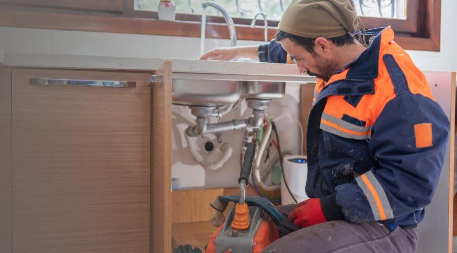 Expert burst pipe repair services in Hickory Corners, MI